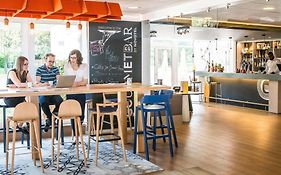 Novotel Saclay
